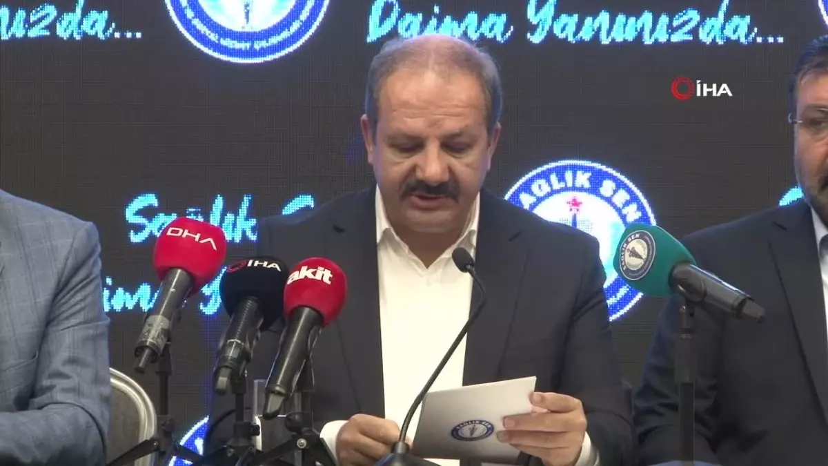 Sağlık Sen: Sağlık Çalışanlarının Sorunlarına Dikkat!